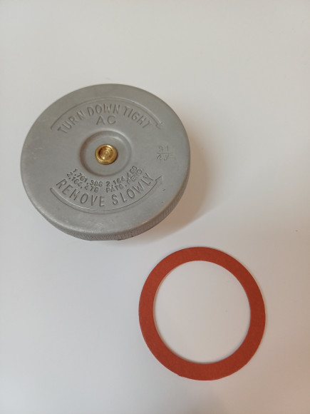 BOUCHON RADIATEUR GPW