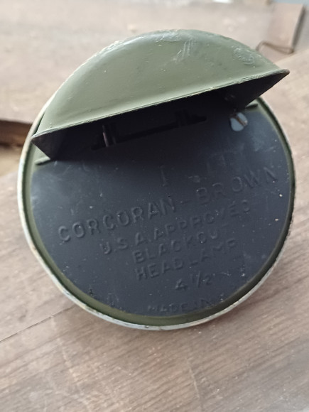 BLACK OUT CORCORAN BROWN ( NOS )