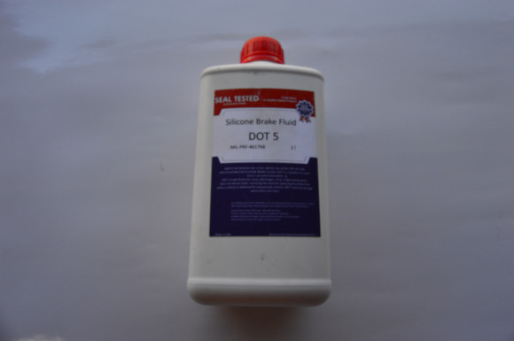 LIQUIDE DE FREIN SILICONE 1L (seal tested)